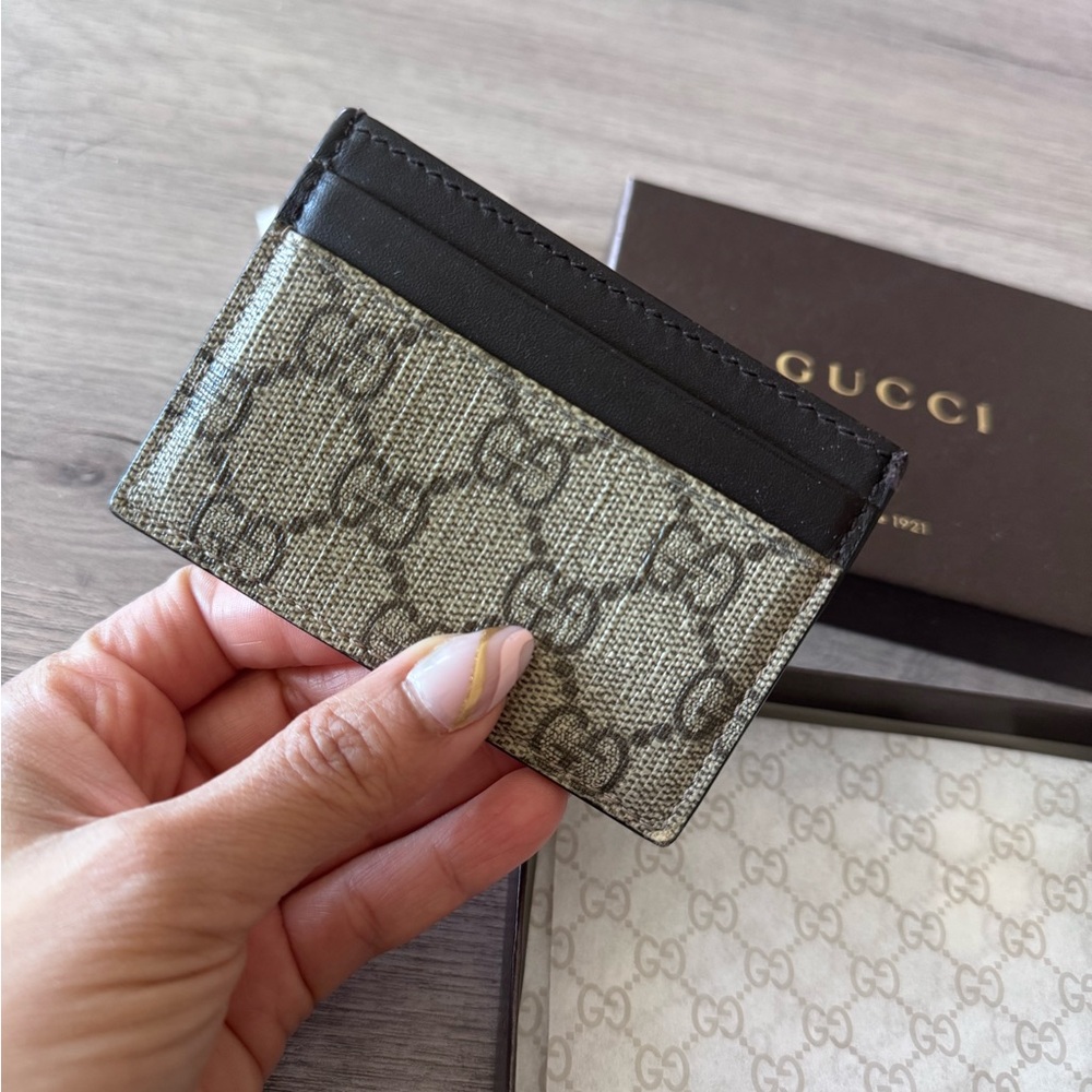 Gucci Black and Gray Key Card Holder - Picture 6 of 6